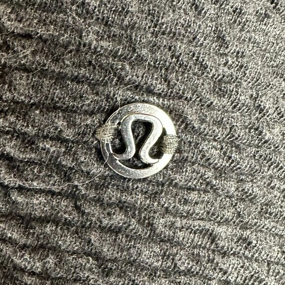 Lululemon Mock Neck Textured Grey Sweatshirt - Picture 4 of 7